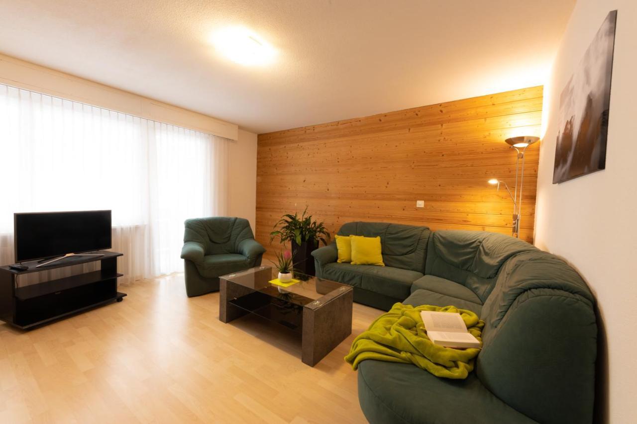 Apartments Saasunia Luaran gambar