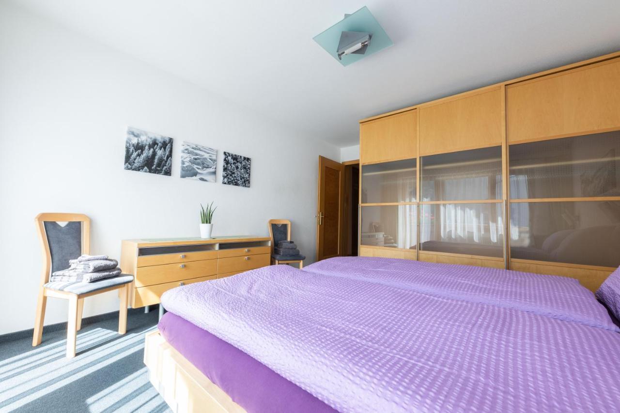 Apartments Saasunia Luaran gambar