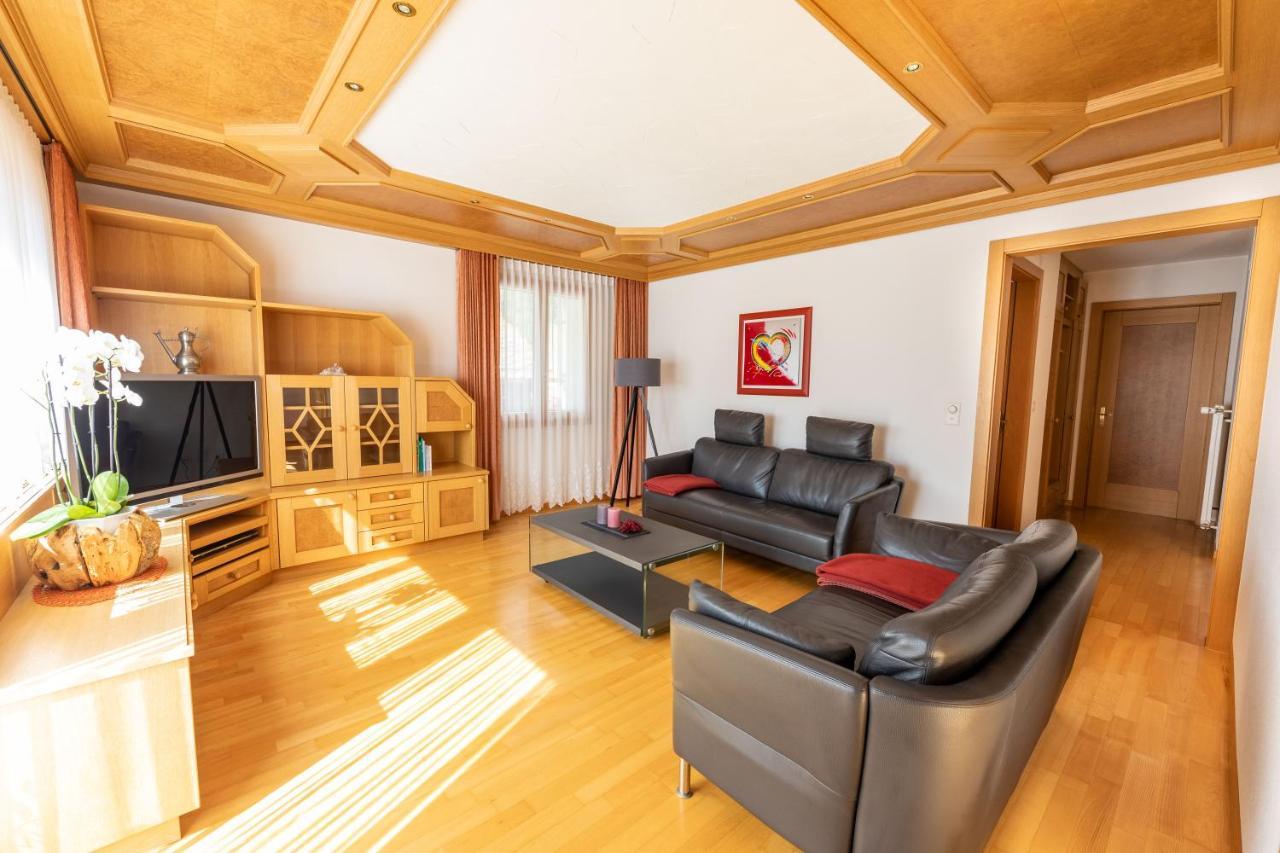 Apartments Saasunia Luaran gambar